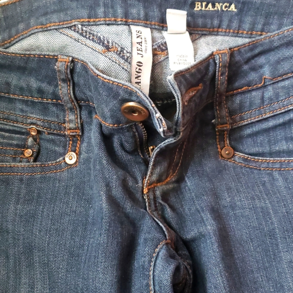 Low rise jeans